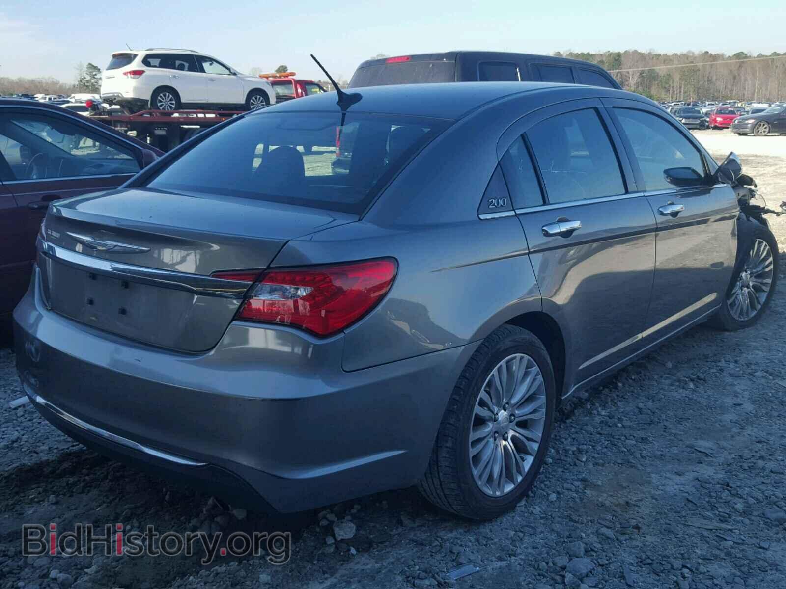 2012 CHRYSLER 200 - VIN: 1C3CCBCG2CN307948 - Фото 4