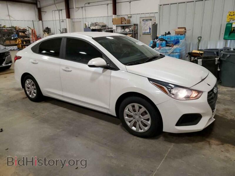 2018 Hyundai ACCENT (VIN 3KPC24A39JE026676) — photo 4 of 12