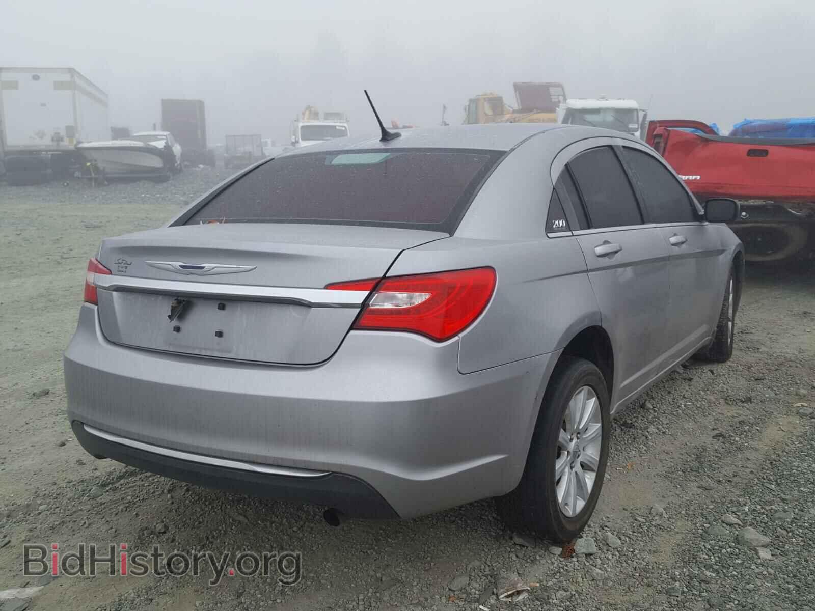2013 CHRYSLER 200 - VIN: 1C3CCBBB0DN543070 - Фото 4