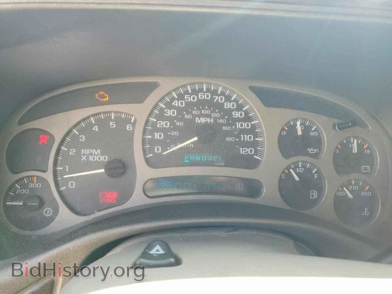 2005 GMC SIERRA - VIN: 2GTEK63N951114763 - Фото 9