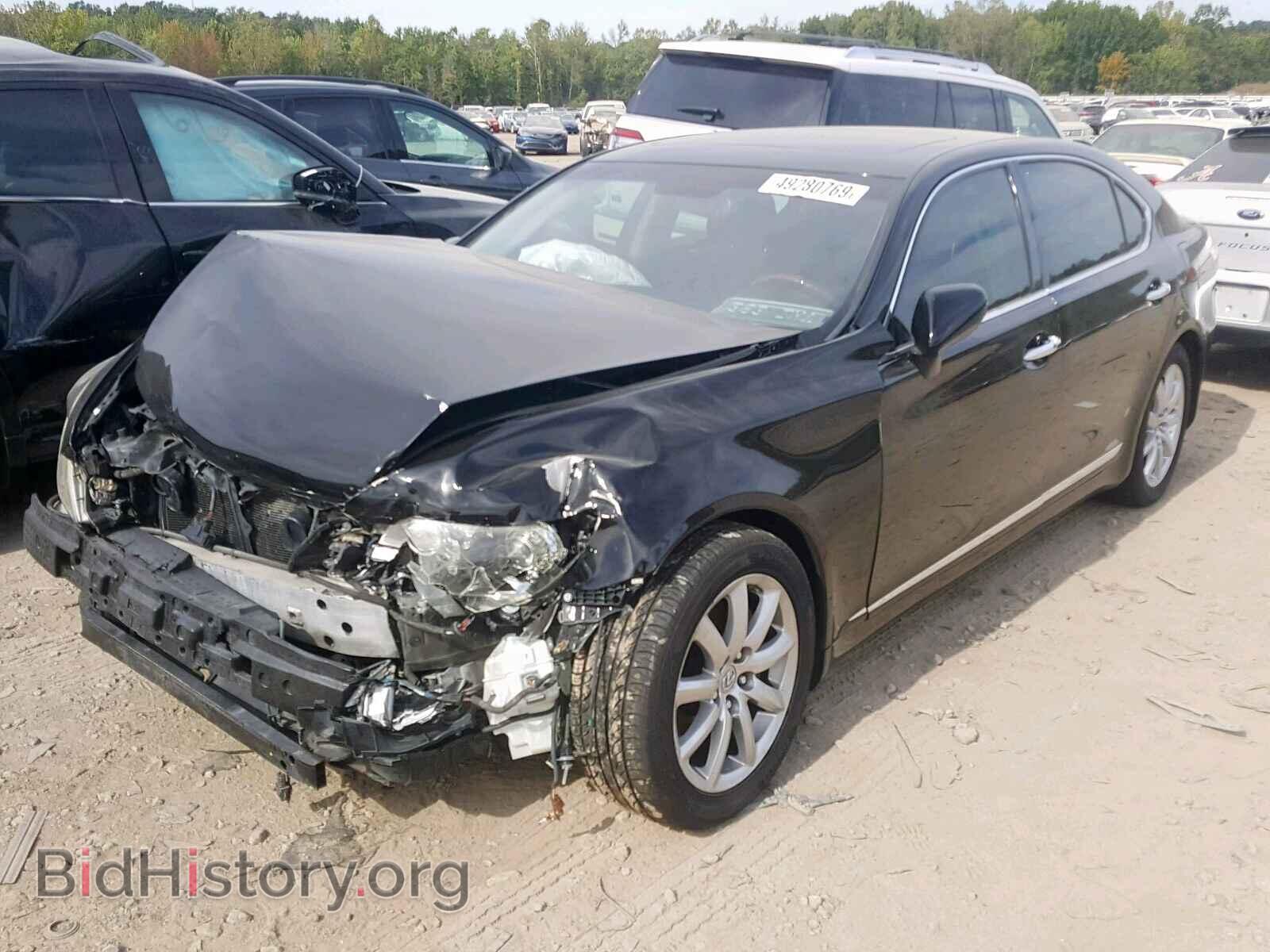 2007 LEXUS LS460 - VIN: JTHGL46F775017432 - Photo 2