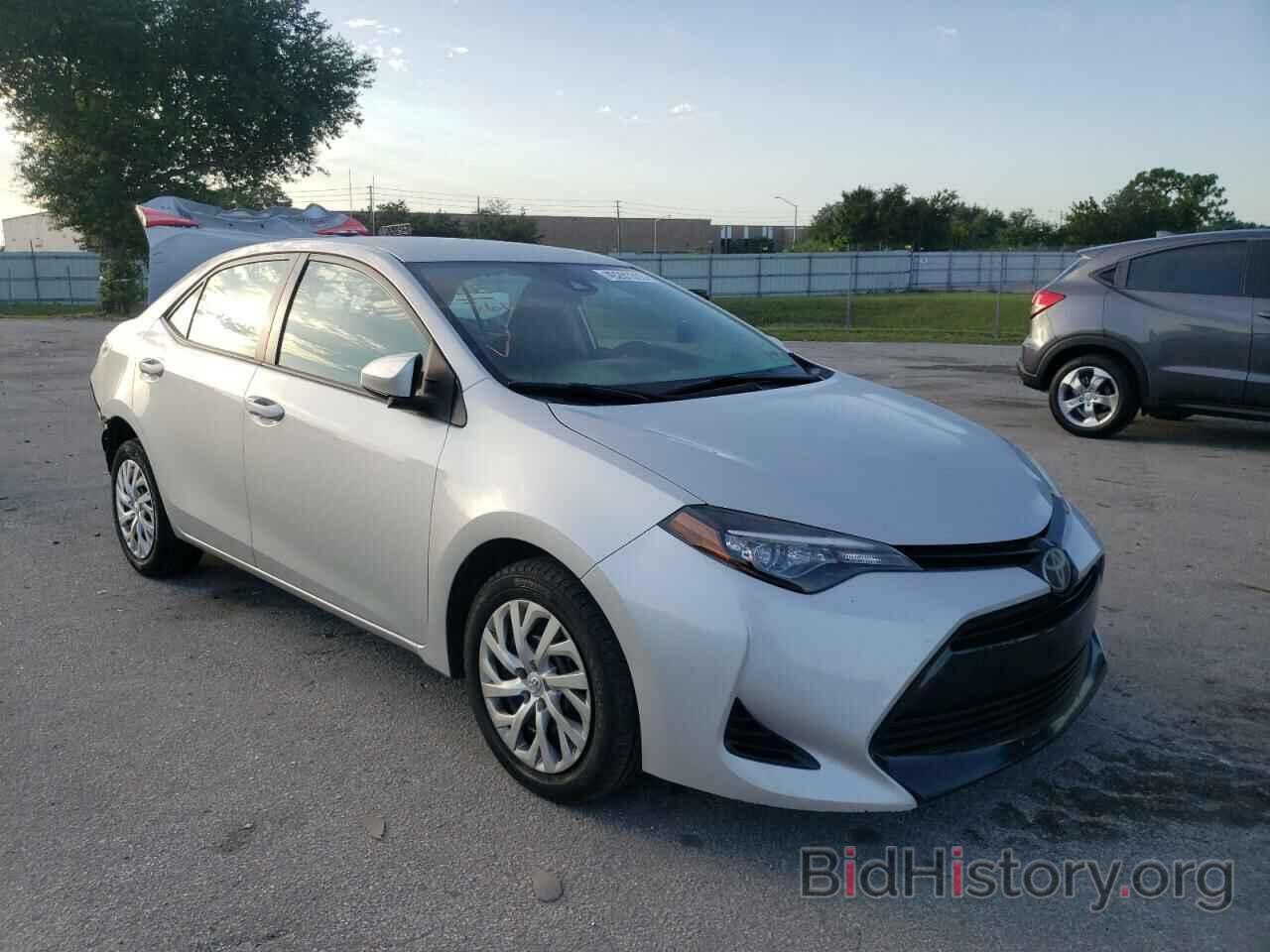 Photo 2T1BURHE0HC842369 - TOYOTA COROLLA 2017