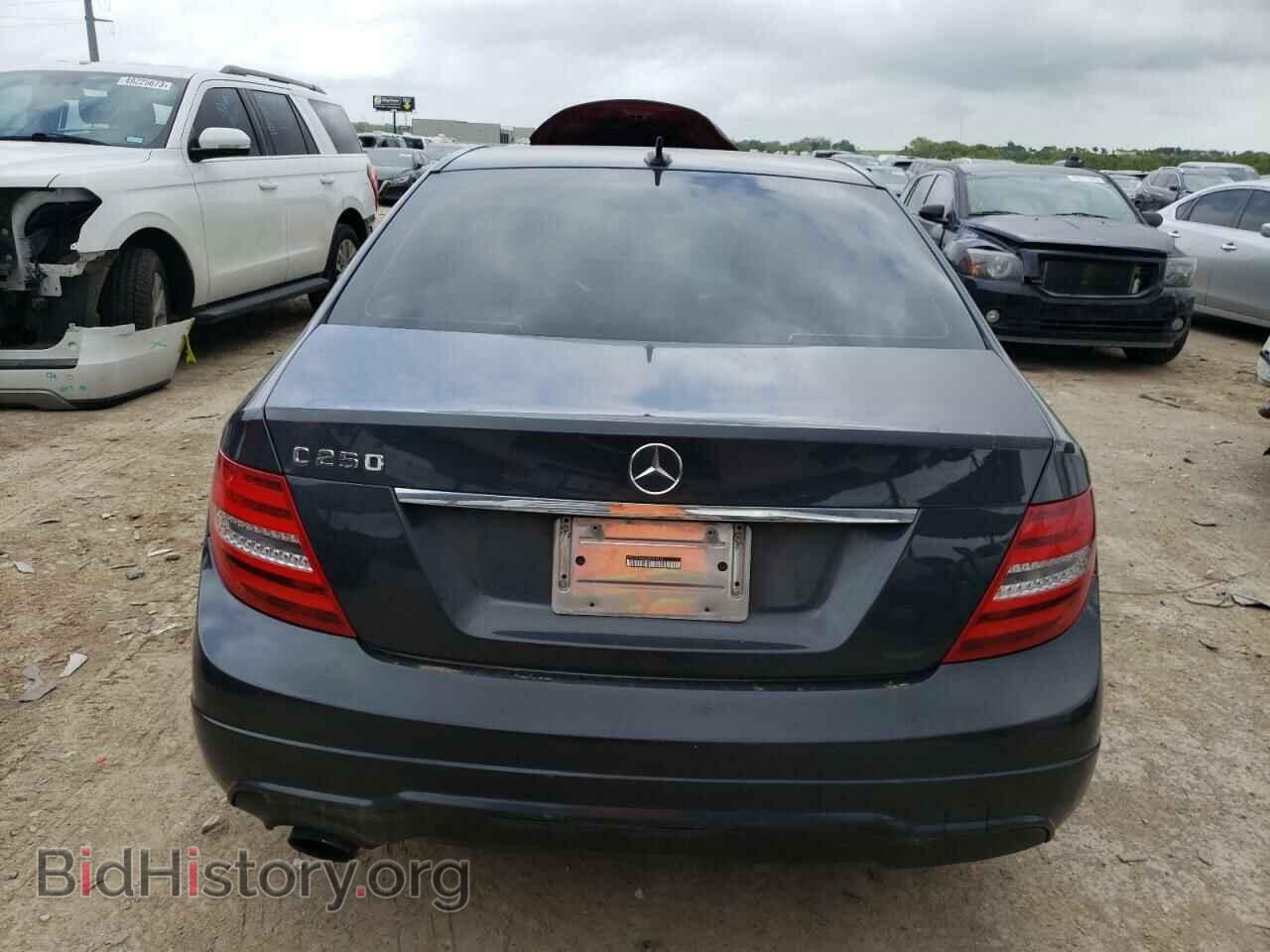 2013 MERCEDES-BENZ C-CLASS - VIN: WDDGF4HB0DR295828 - Фото 6