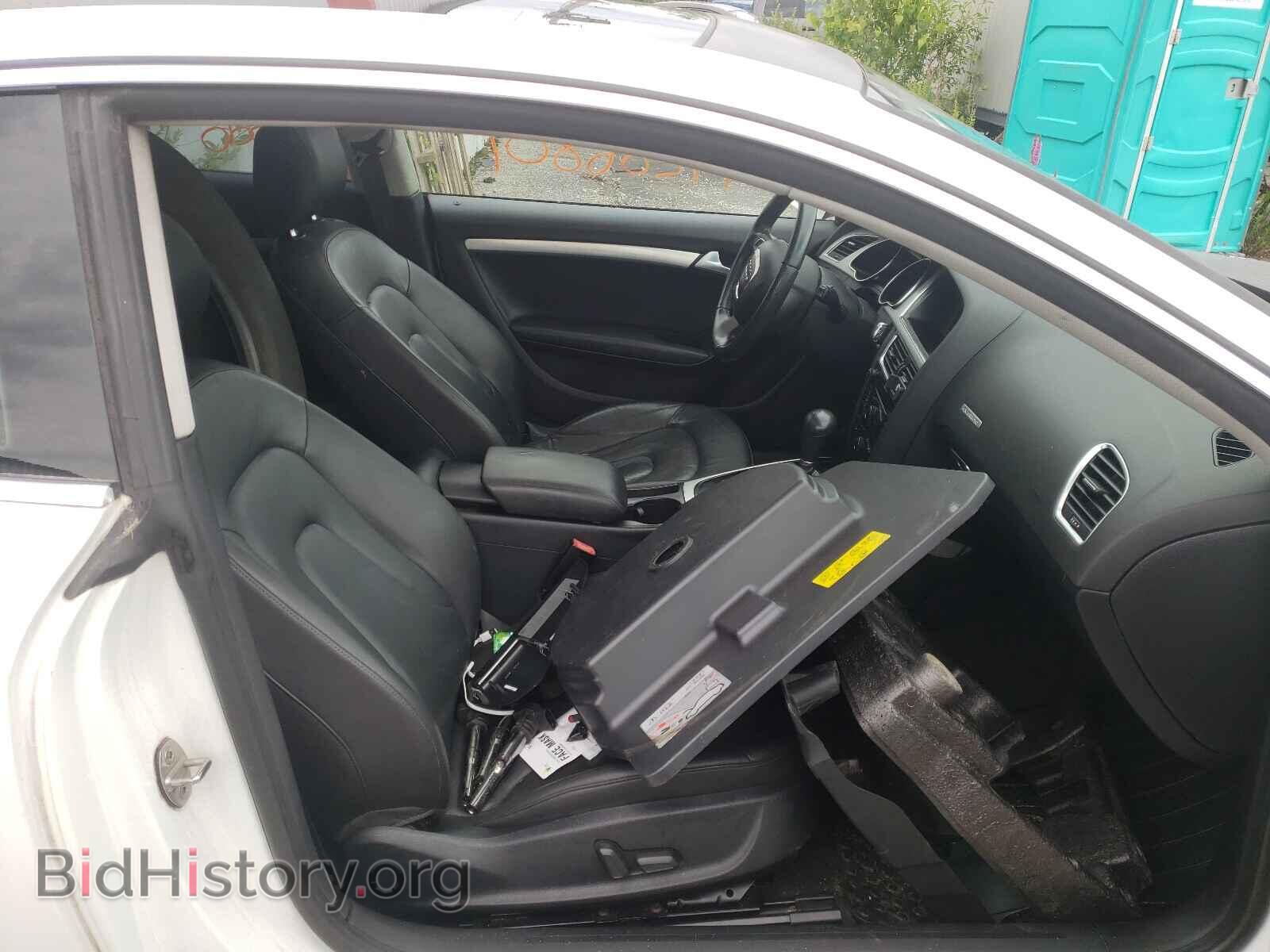2010 AUDI A5 - VIN: WAUCFAFR2AA005796 - Фото 5
