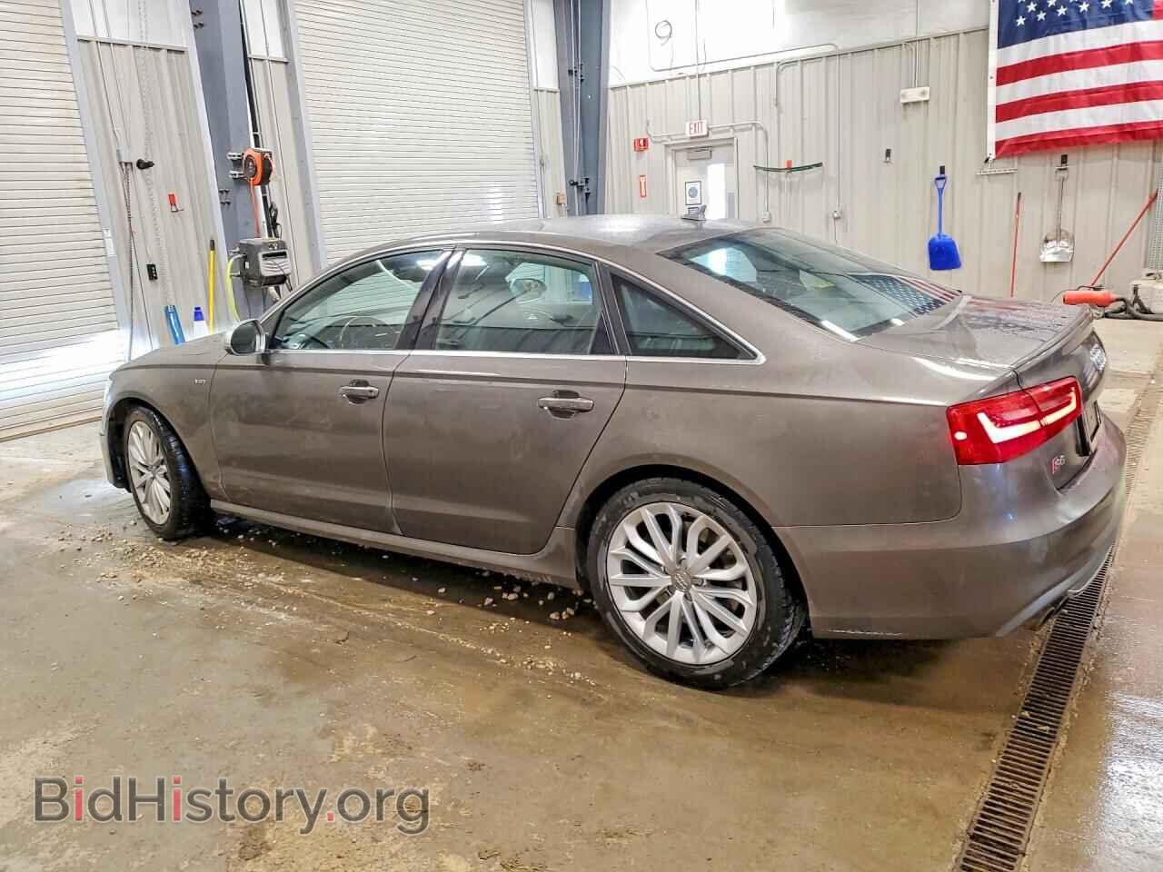 2013 AUDI S6/RS6 - VIN: WAUJ2BFC2DN103468 - Фото 2