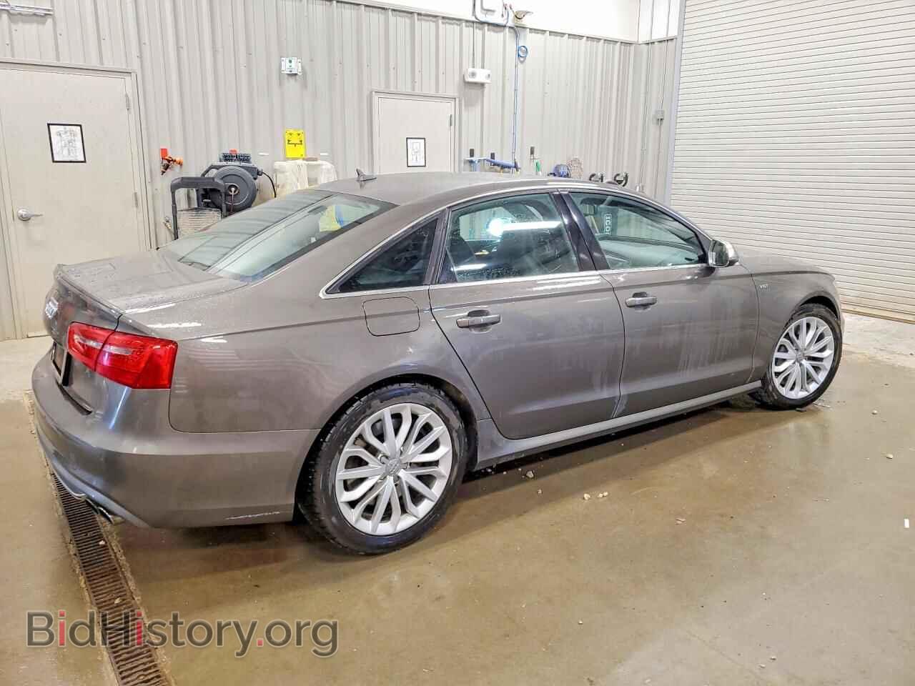 2013 AUDI S6/RS6 - VIN: WAUJ2BFC2DN103468 - Фото 3