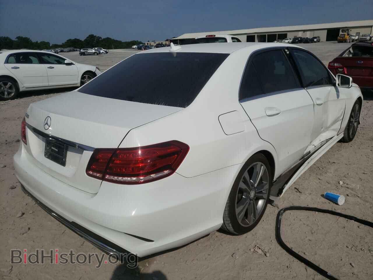 2014 MERCEDES-BENZ E-CLASS - VIN: WDDHF5KB0EA888043 - Фото 4