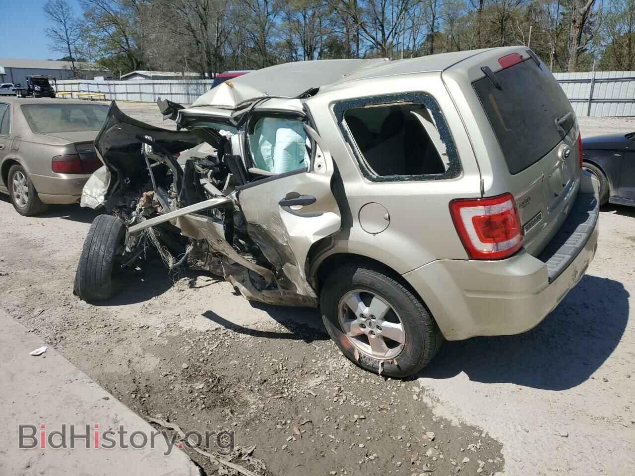 2011 FORD ESCAPE - VIN: 1FMCU0C72BKA74033 - Фото 2