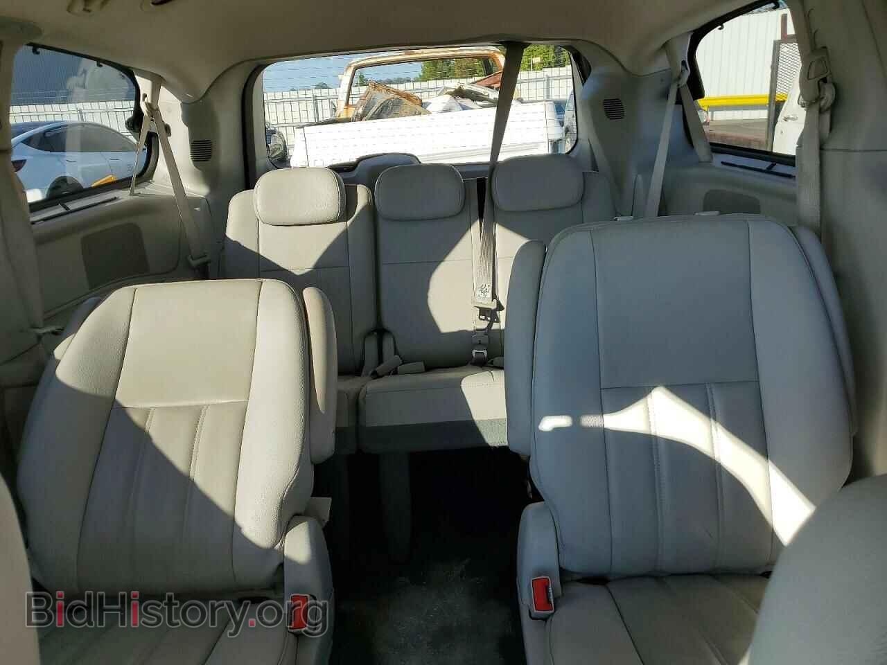 2009 CHRYSLER MINIVAN - VIN: 2A8HR54119R614348 - Фото 10