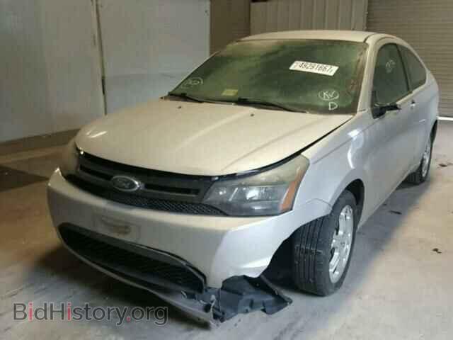 2009 FORD FOCUS - VIN: 1FAHP32NX9W157799 - Фото 2