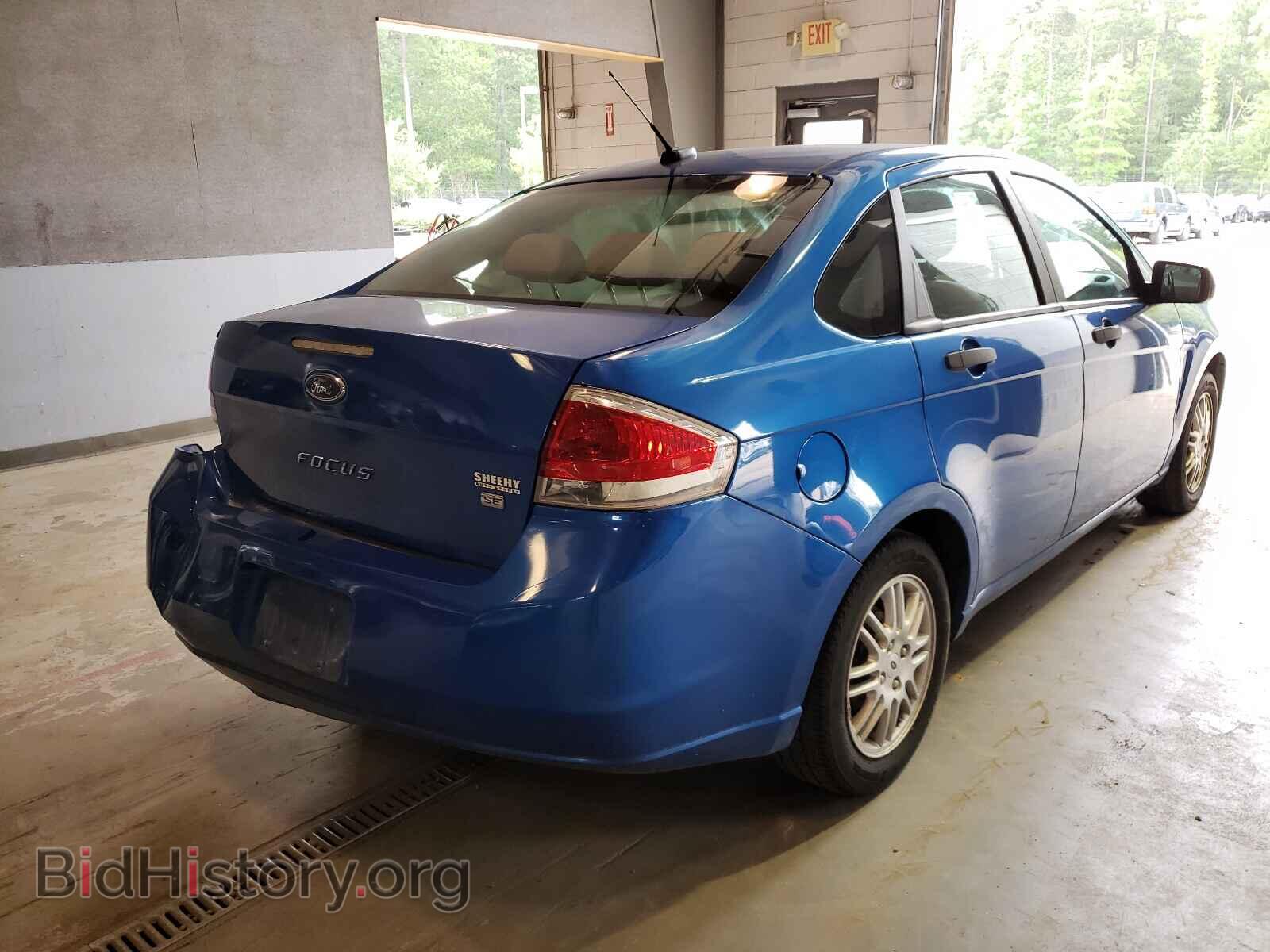 2011 FORD FOCUS - VIN: 1FAHP3FN2BW204419 - Photo 4