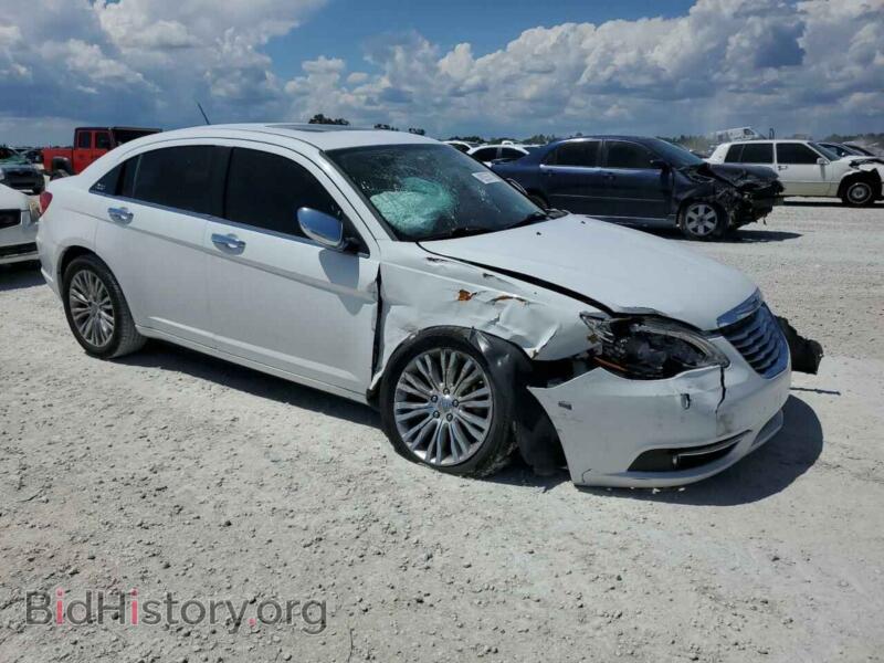 2013 Chrysler 200 (VIN 1C3CCBCG9DN597283) — photo 4 of 12