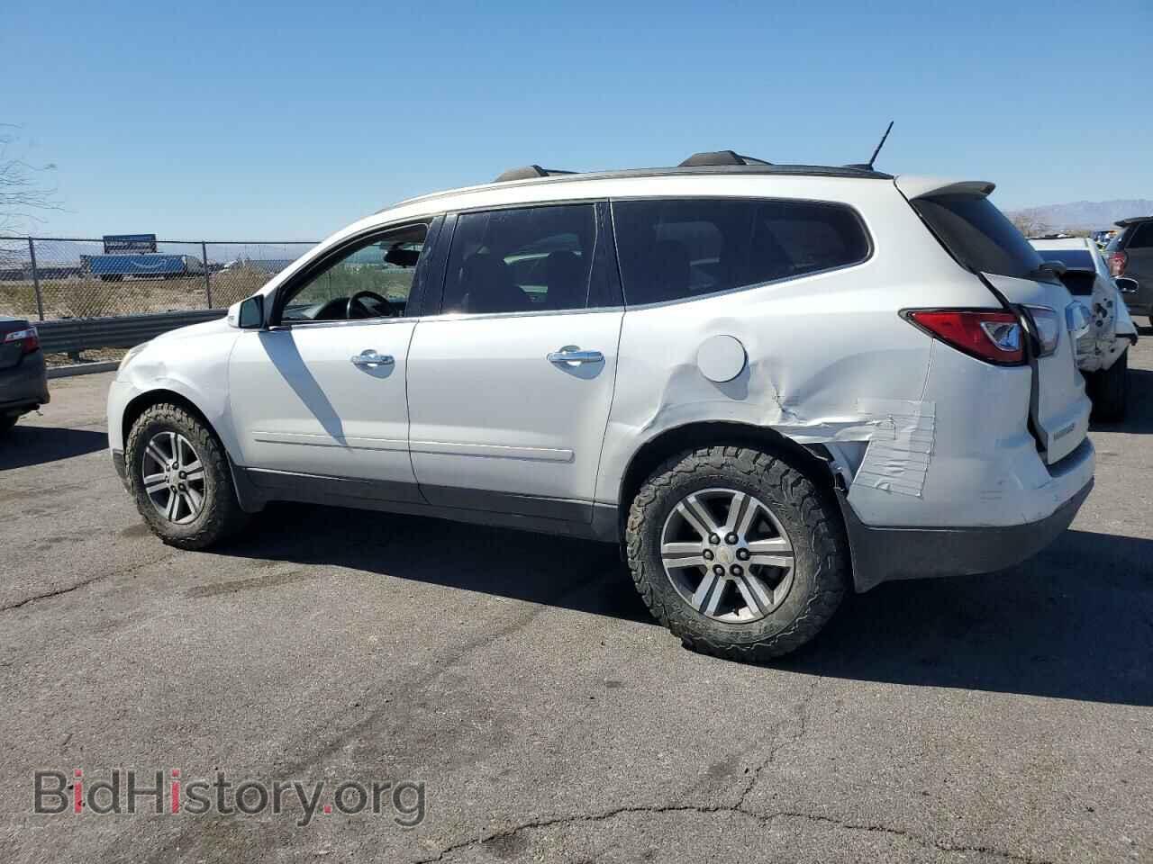 2017 CHEVROLET TRAVERSE - VIN: 1GNKRGKD8HJ123761 - Фото 2