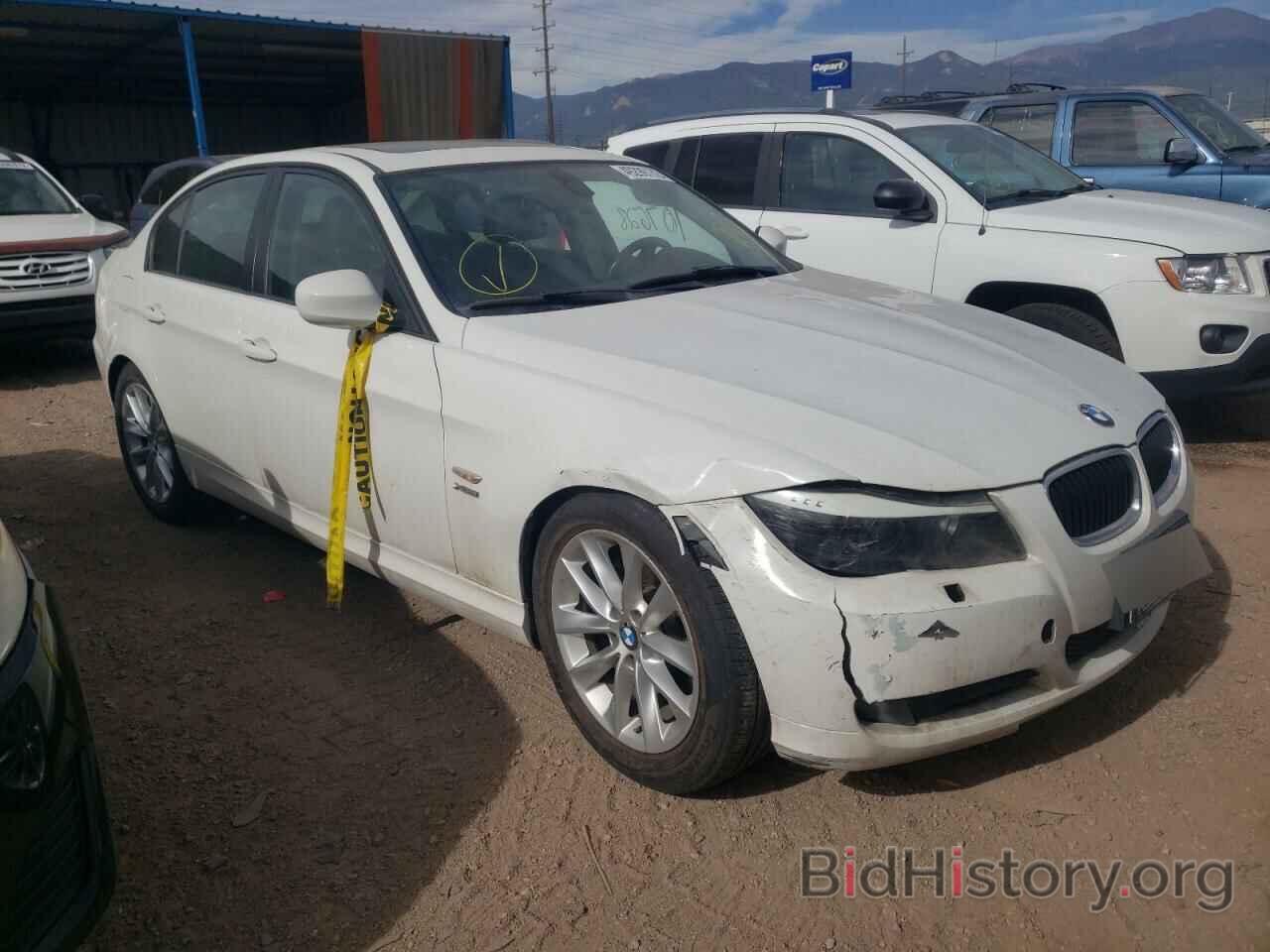 Photo WBAPK5G52BNN31646 - BMW 3 SERIES 2011