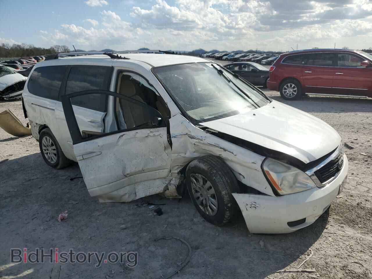 2011 KIA All Models - VIN: KNDMG4C76B6372102 - Фото 4