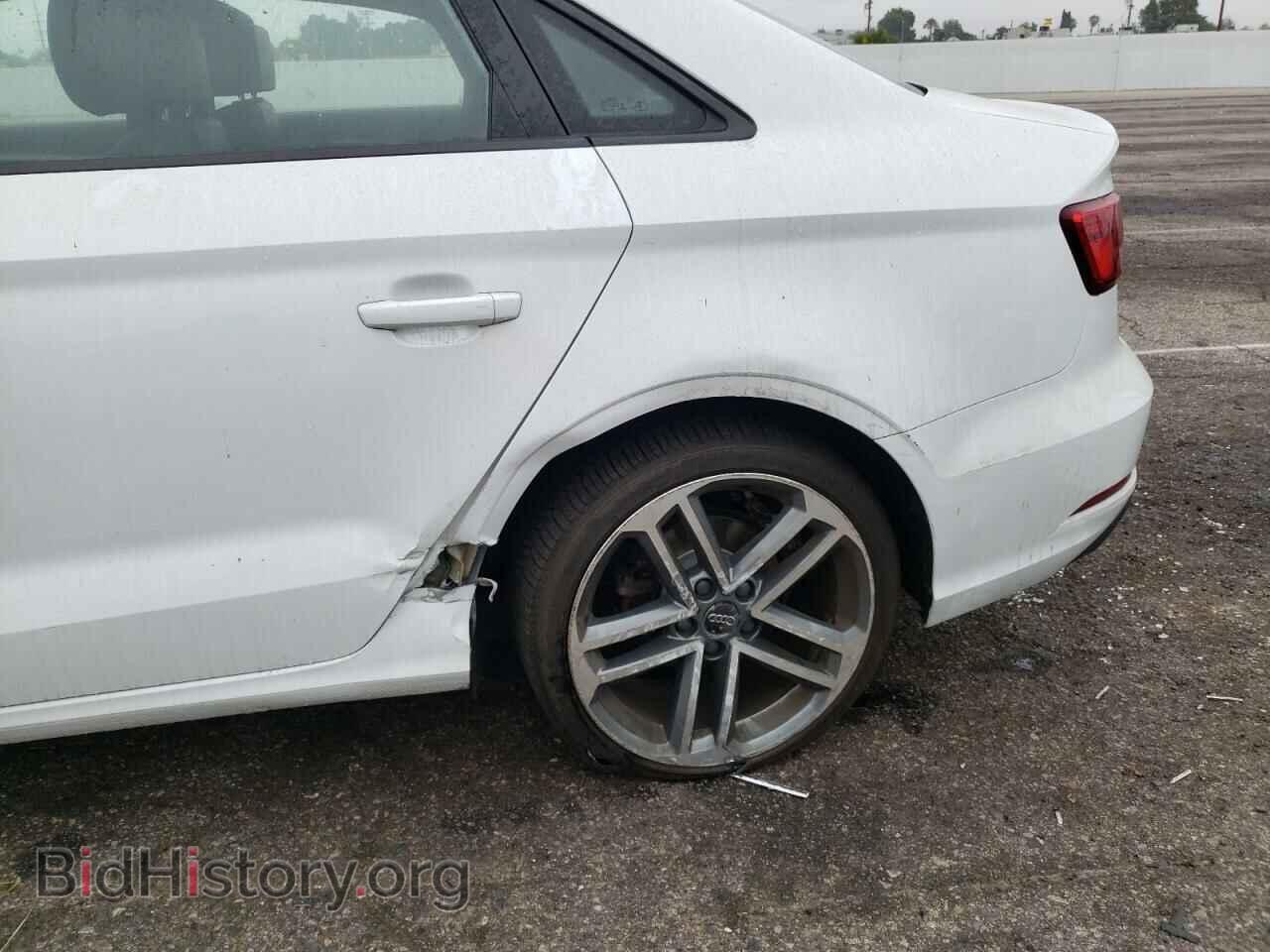 2017 AUDI A3 - VIN: WAUB8GFF0H1061275 - Фото 9