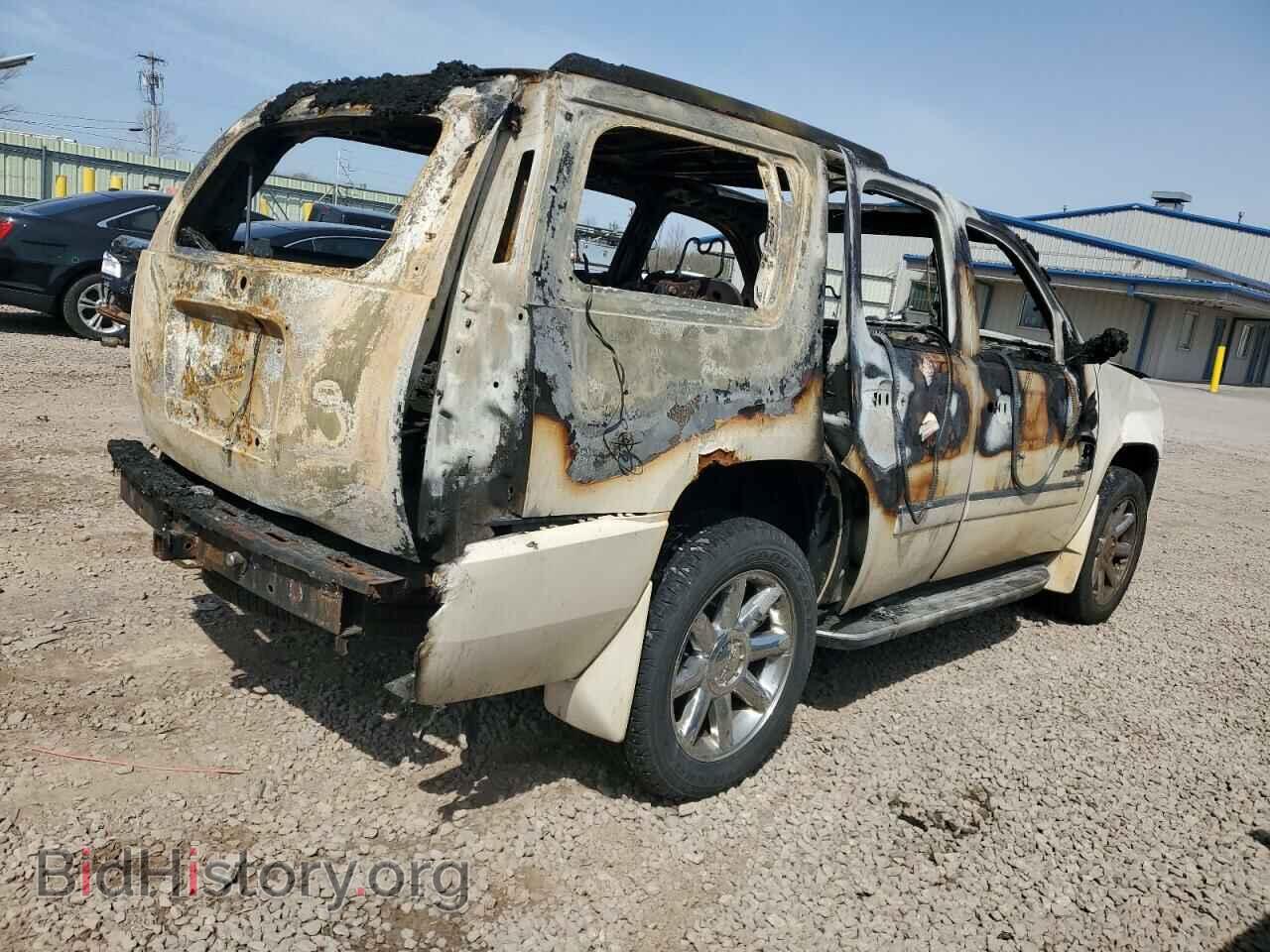 2013 GMC YUKON - VIN: 1GKS2EEF1DR324304 - Фото 3