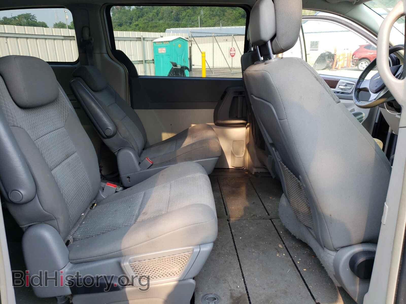 2010 CHRYSLER MINIVAN - VIN: 2A4RR5D18AR309004 - Фото 6
