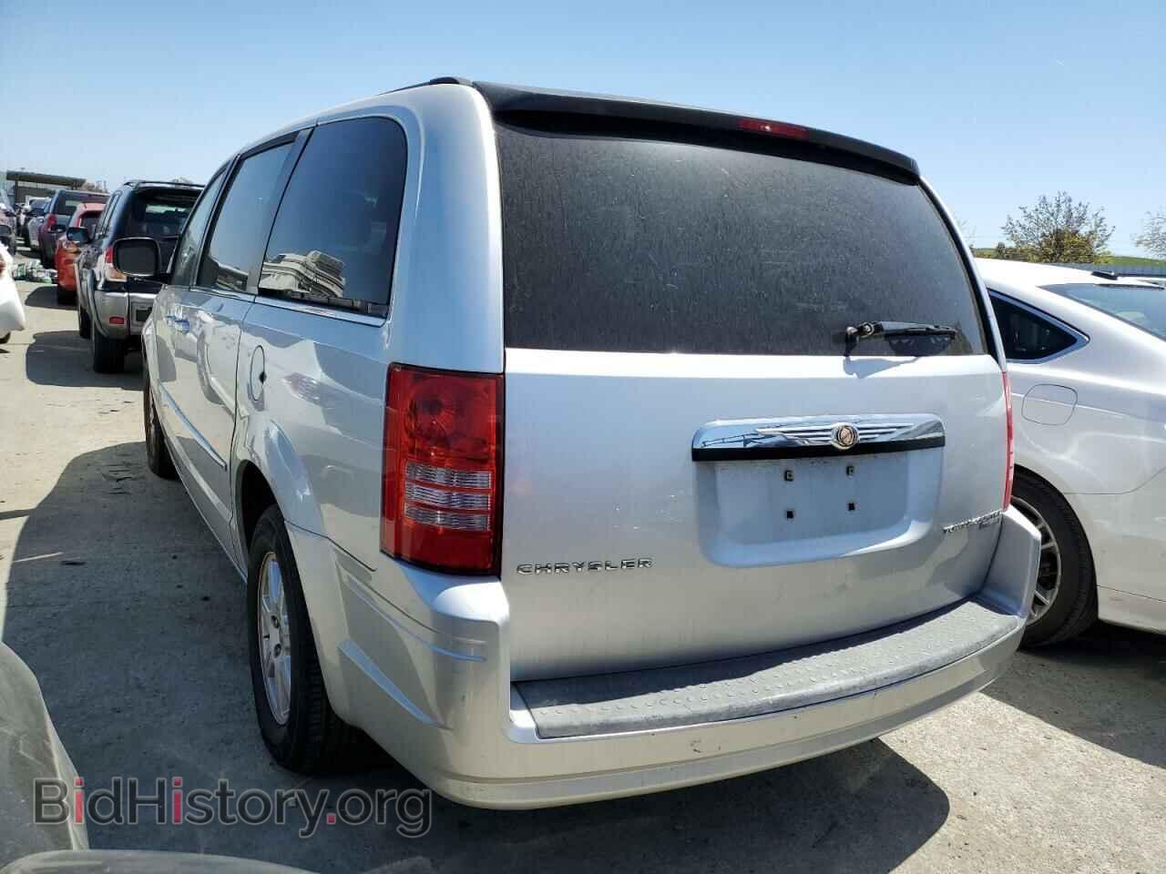 2010 CHRYSLER MINIVAN - VIN: 2A4RR5D16AR413166 - Фото 2