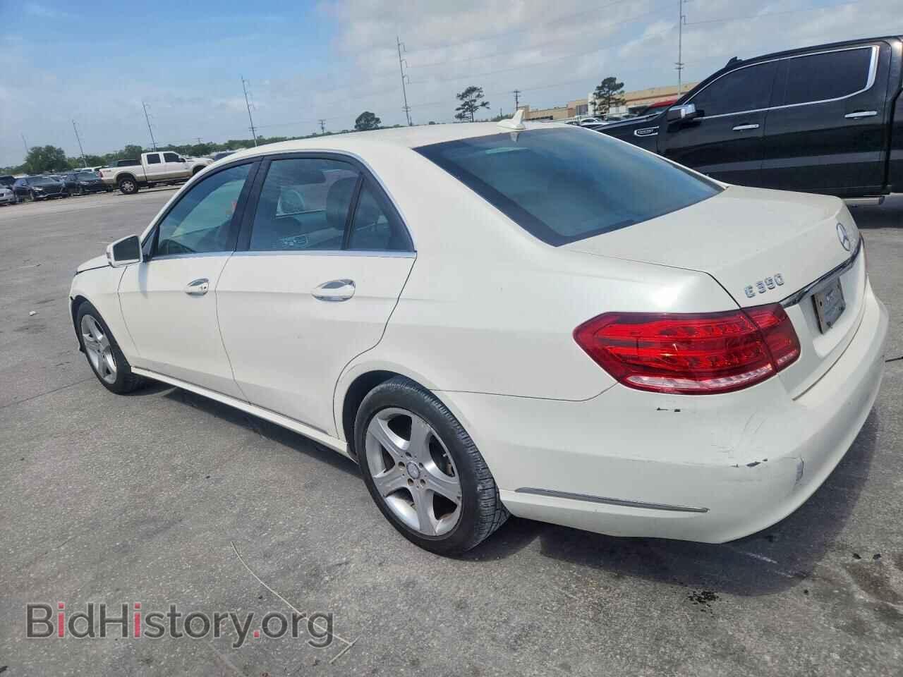 2014 MERCEDES-BENZ E-CLASS - VIN: WDDHF5KB5EA806047 - Фото 2
