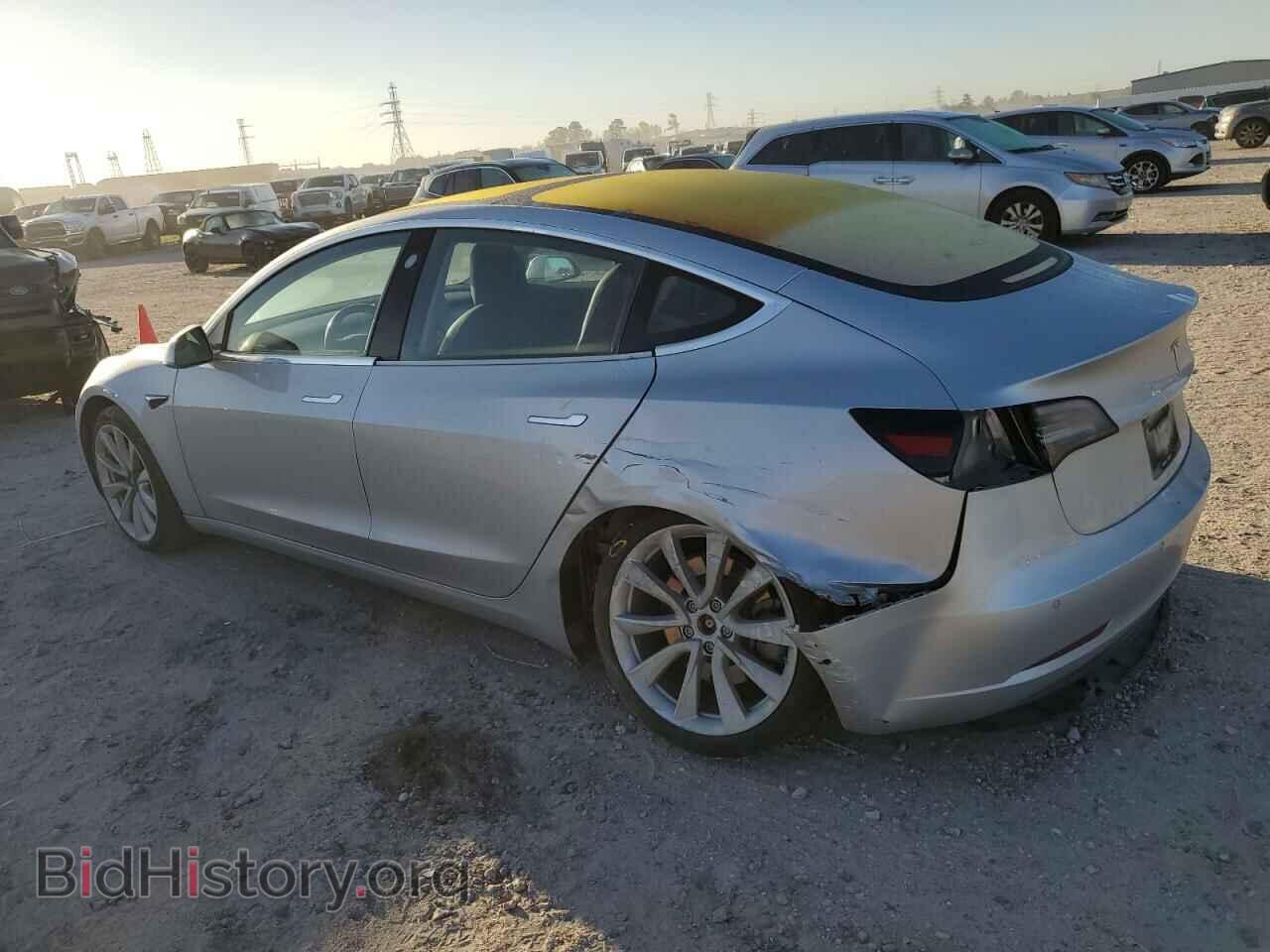2018 TESLA MODEL 3 - VIN: 5YJ3E1EA0JF015302 - Photo 2