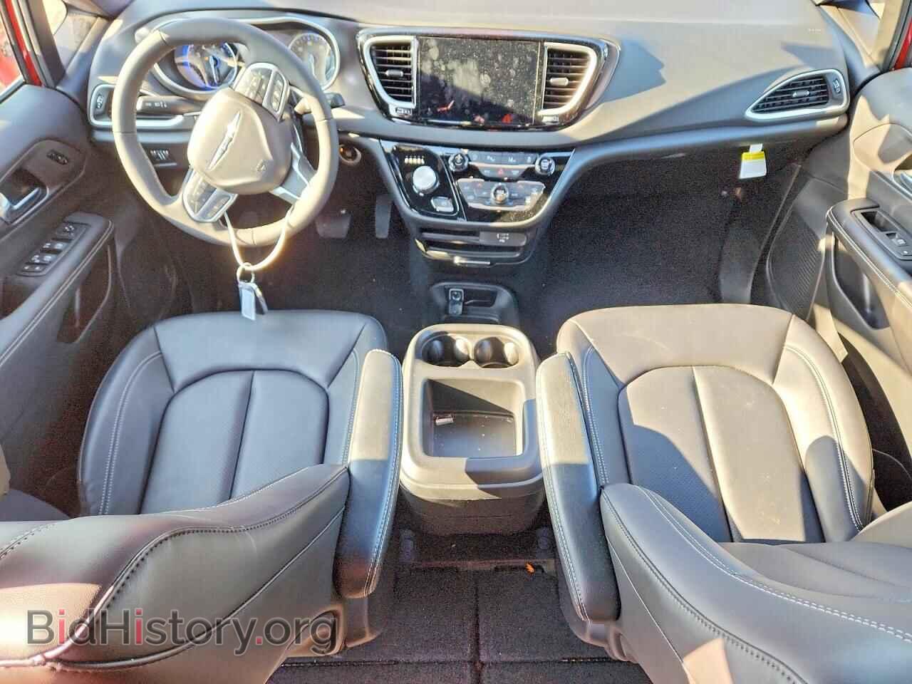 2026 CHRYSLER PACIFICA - VIN: 2C4RC1BG8TR191966 - Photo 8