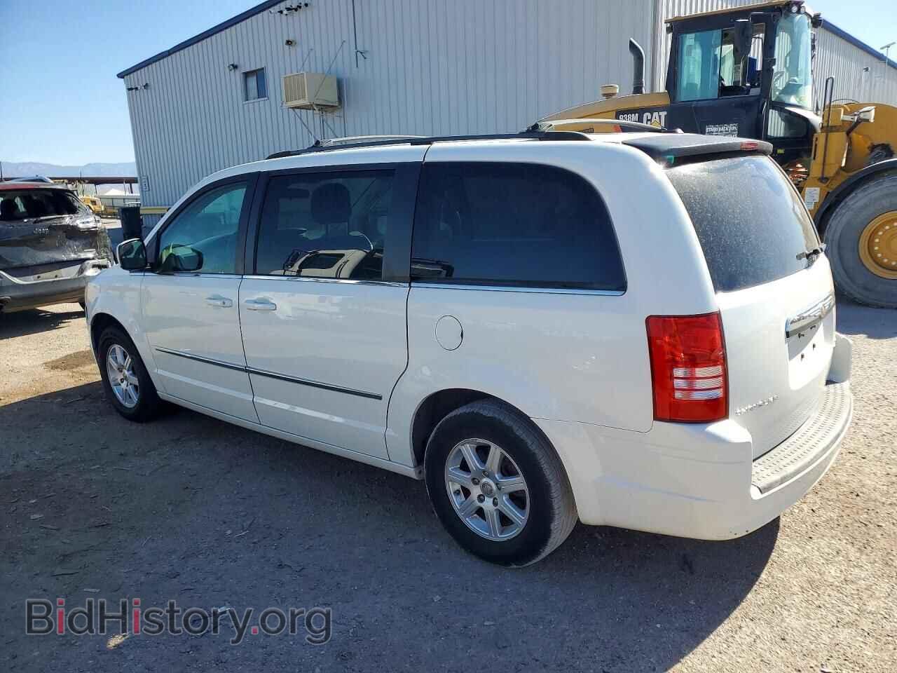 2010 CHRYSLER MINIVAN - VIN: 2A4RR5D18AR270480 - Photo 2