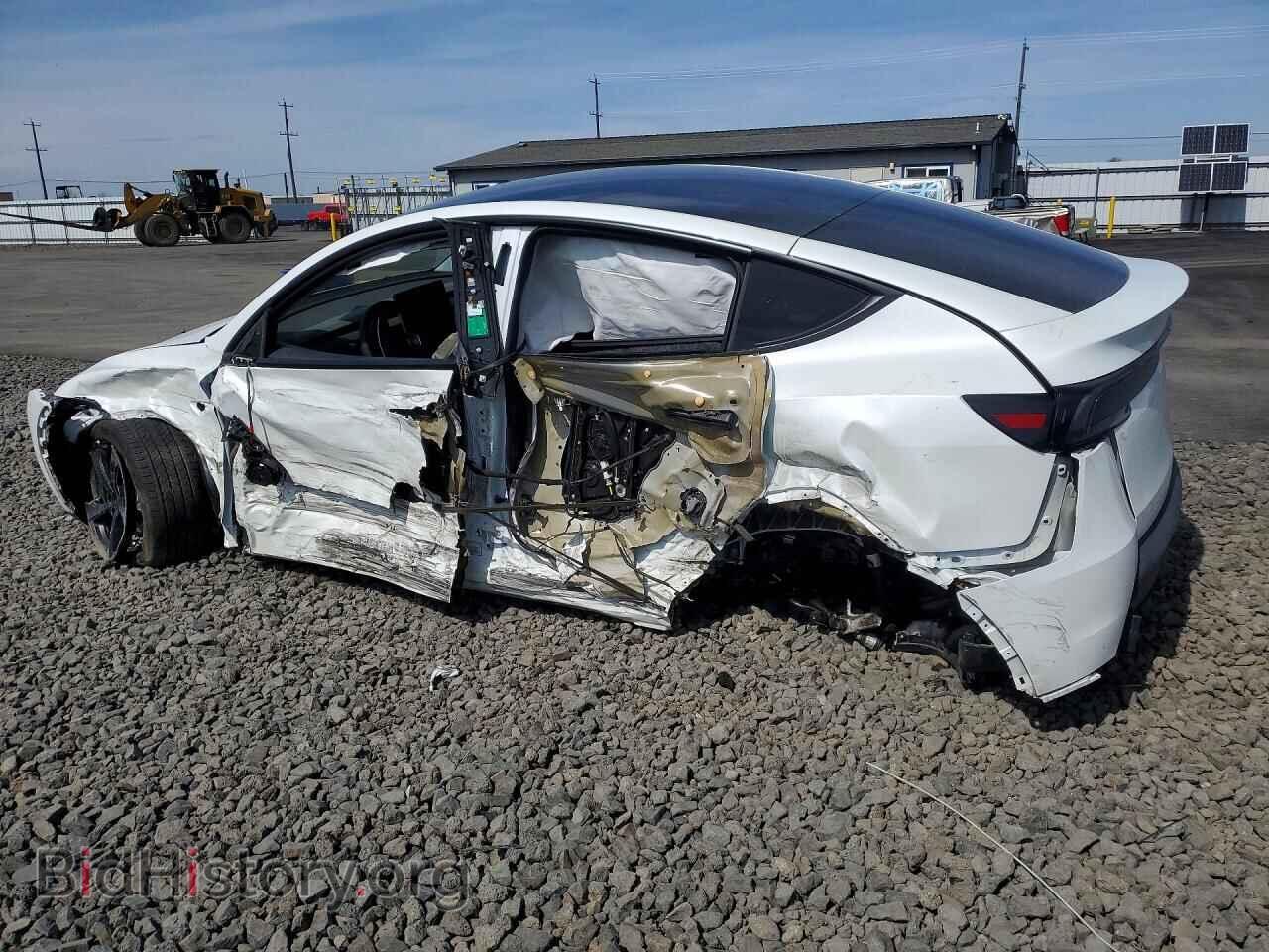 2026 TESLA MODEL Y - VIN: 7SAYGDEE7TF363205 - Photo 2