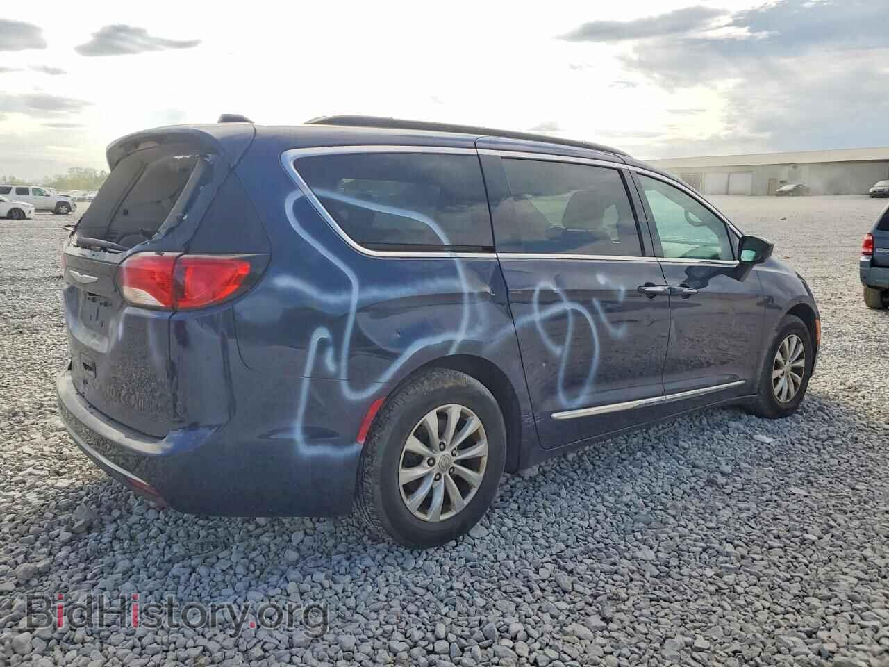 2017 CHRYSLER PACIFICA - VIN: 2C4RC1BG0HR520666 - Фото 3