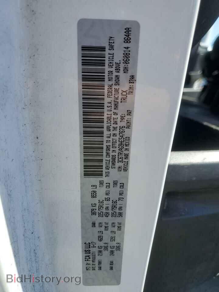 2017 RAM All Models - VIN: 3C6TRVAG9HE547676 - Photo 14