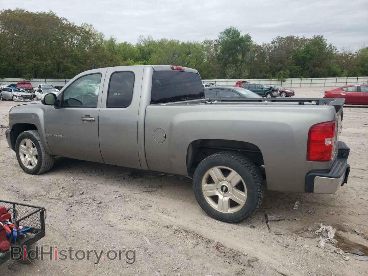 2008 CHEVROLET SILVERADO - VIN: 2GCEC19JX81131077 - Фото 2