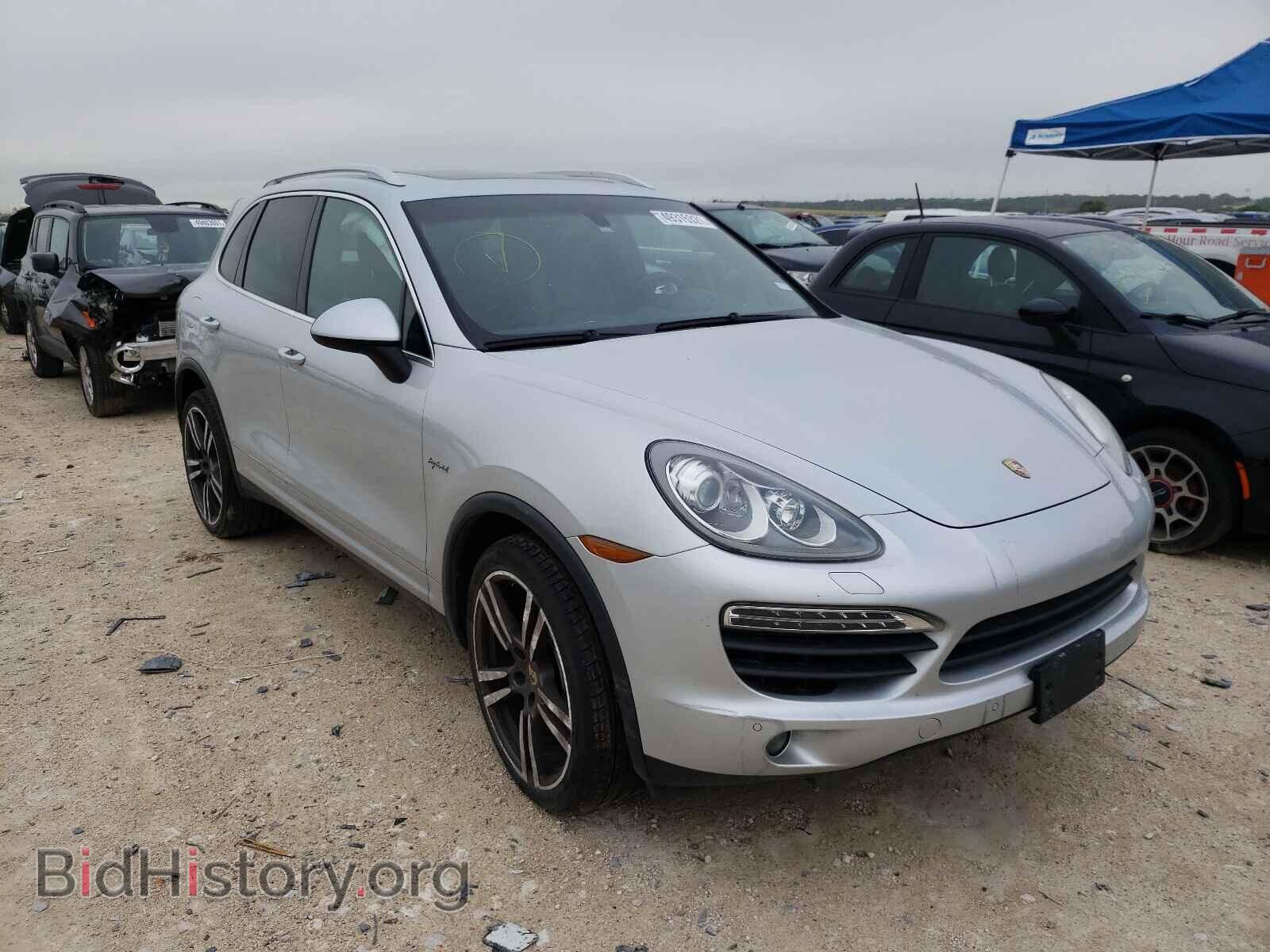 Фотография WP1AE2A21CLA93128 - PORSCHE CAYENNE 2012