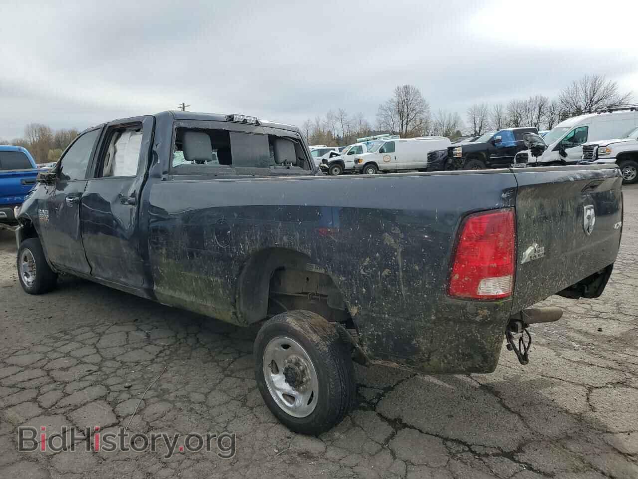 2018 RAM All Models - VIN: 3C63R3HL5JG422885 - Photo 2