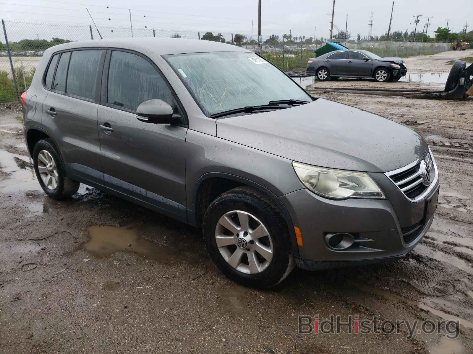 Photo WVGAV7AX9AW002124 - VOLKSWAGEN TIGUAN 2010