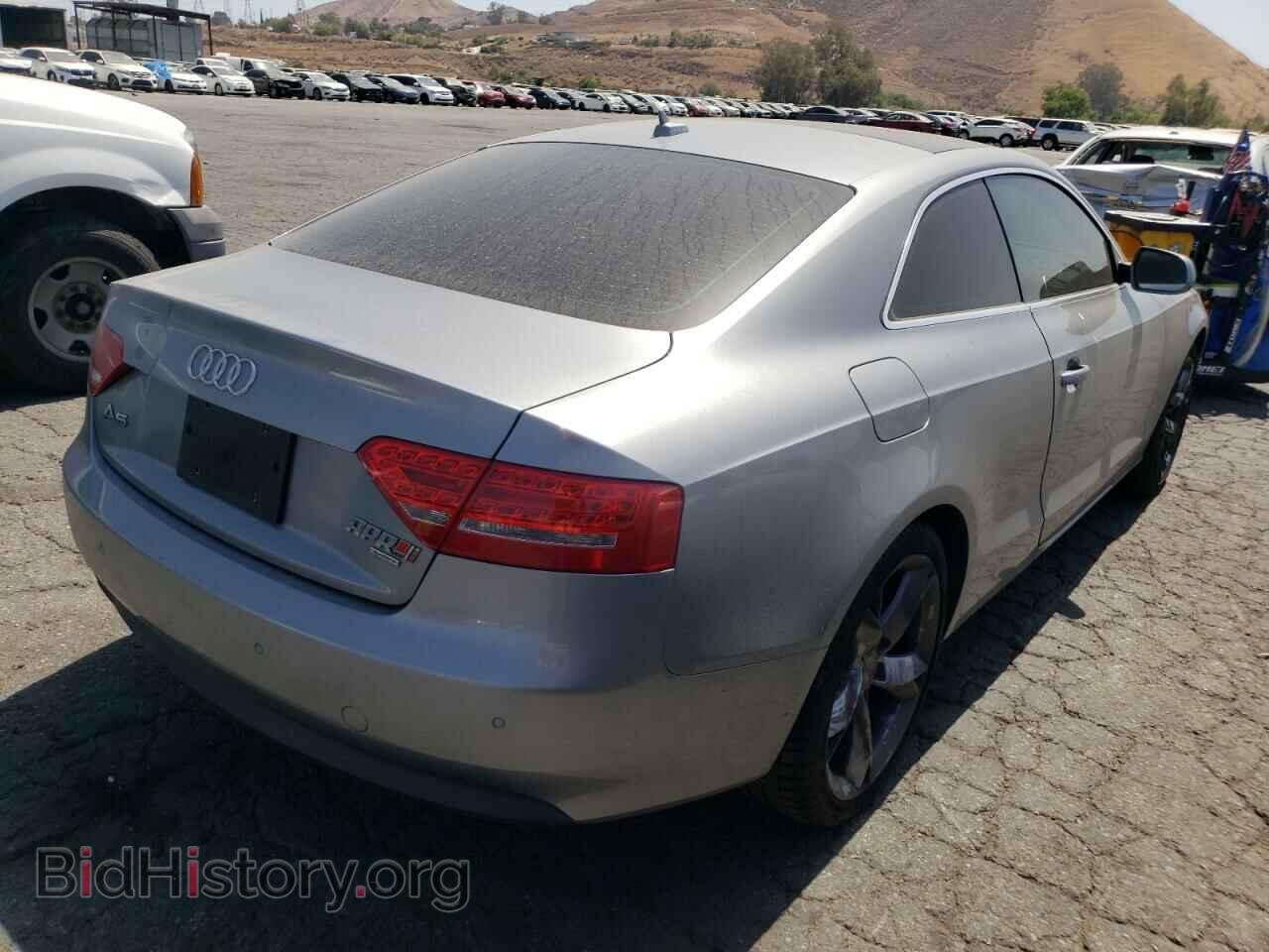 2011 AUDI A5 - VIN: WAULFAFR3BA066172 - Фото 4