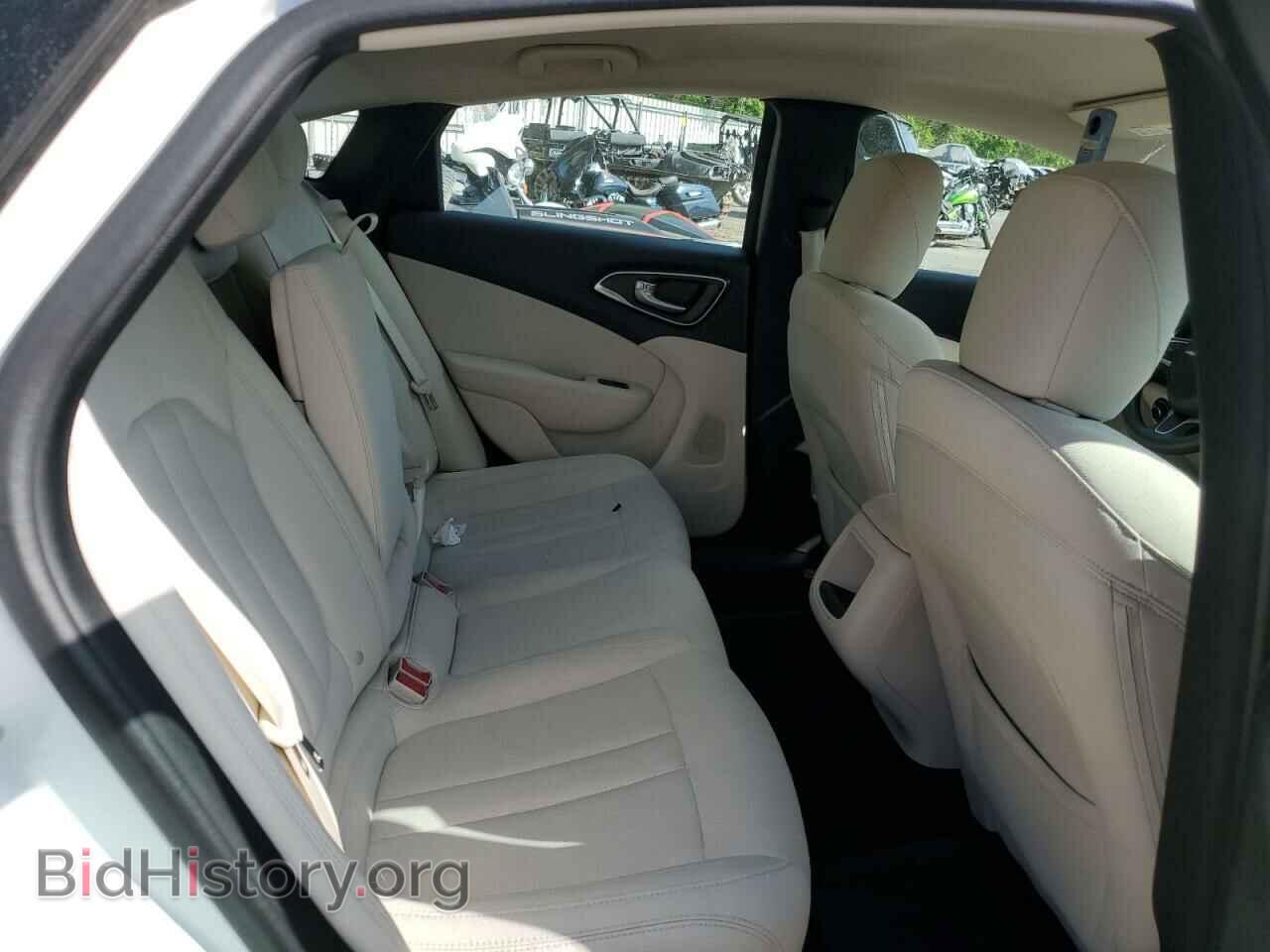 2016 CHRYSLER 200 - VIN: 1C3CCCAB4GN160812 - Фото 10