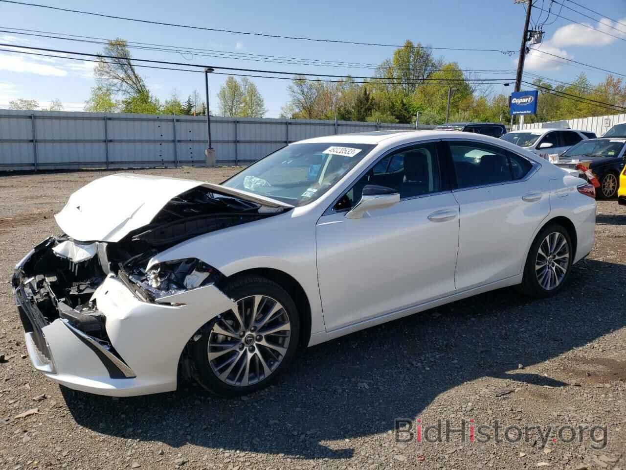 Photo 58ADZ1B14LU077538 - LEXUS ES350 2020