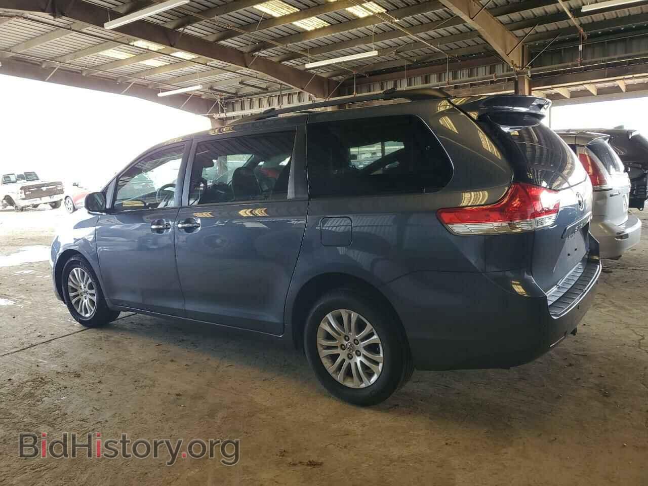 2013 TOYOTA All Models - VIN: 5TDYK3DC1DS360951 - Фото 2