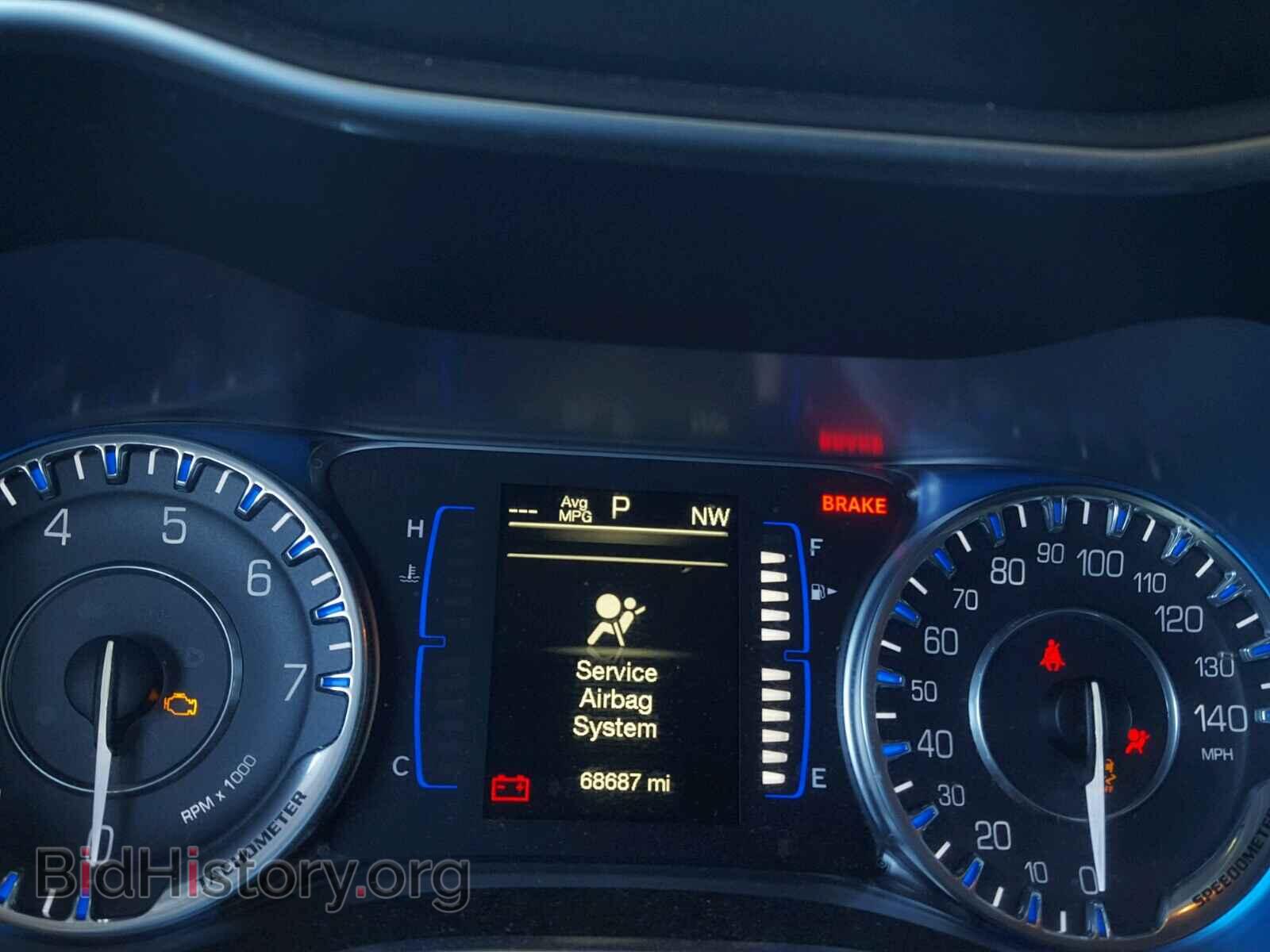 2016 CHRYSLER 200 - VIN: 1C3CCCAB5GN143534 - Фото 8