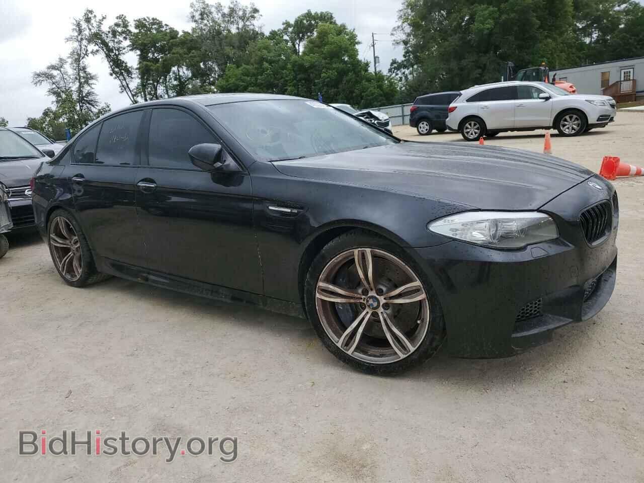 2013 BMW M5 - VIN: WBSFV9C54DD095743 - Фото 4