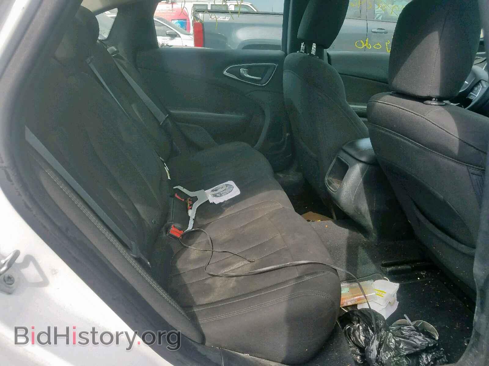 2016 CHRYSLER 200 - VIN: 1C3CCCAB3GN166665 - Photo 6