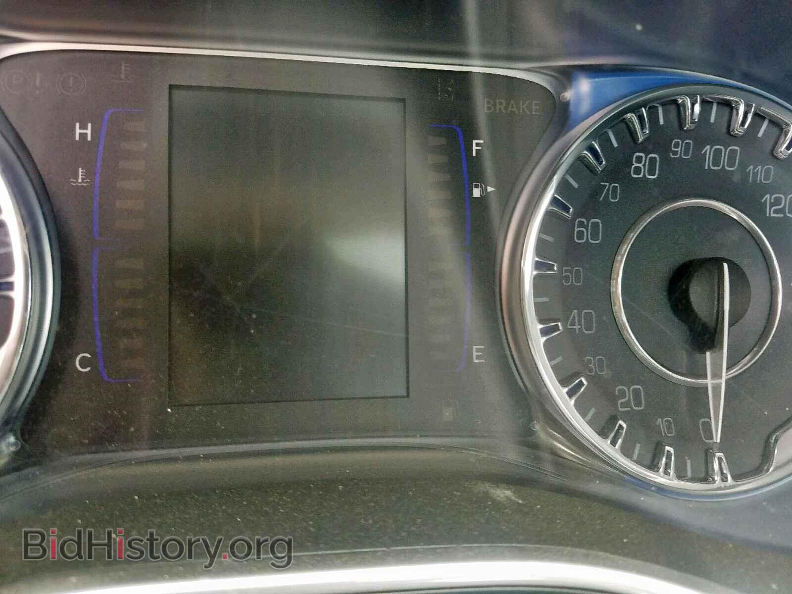 2016 CHRYSLER 200 - VIN: 1C3CCCAB3GN166665 - Photo 8