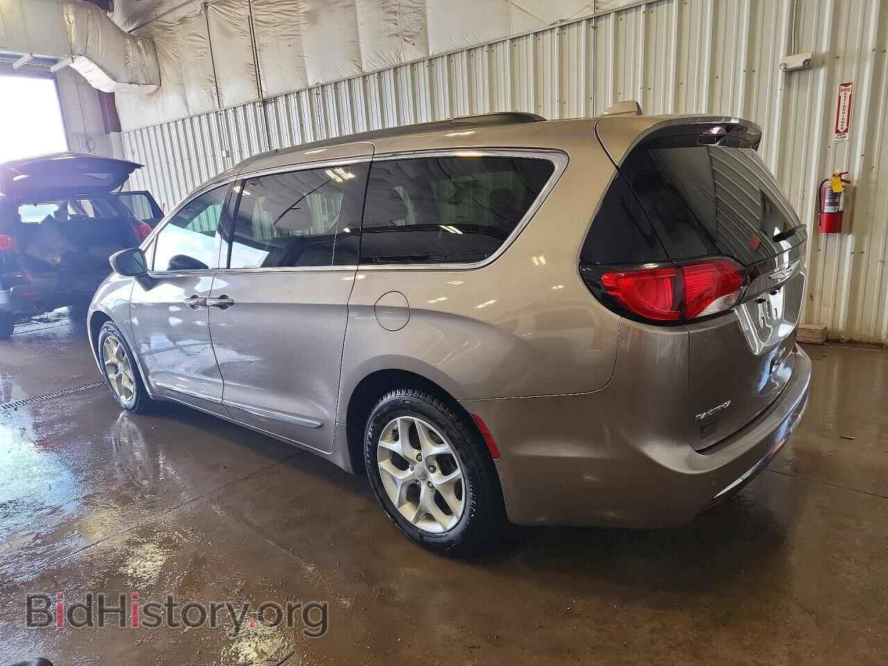 2017 CHRYSLER PACIFICA - VIN: 2C4RC1BG8HR810086 - Фото 2