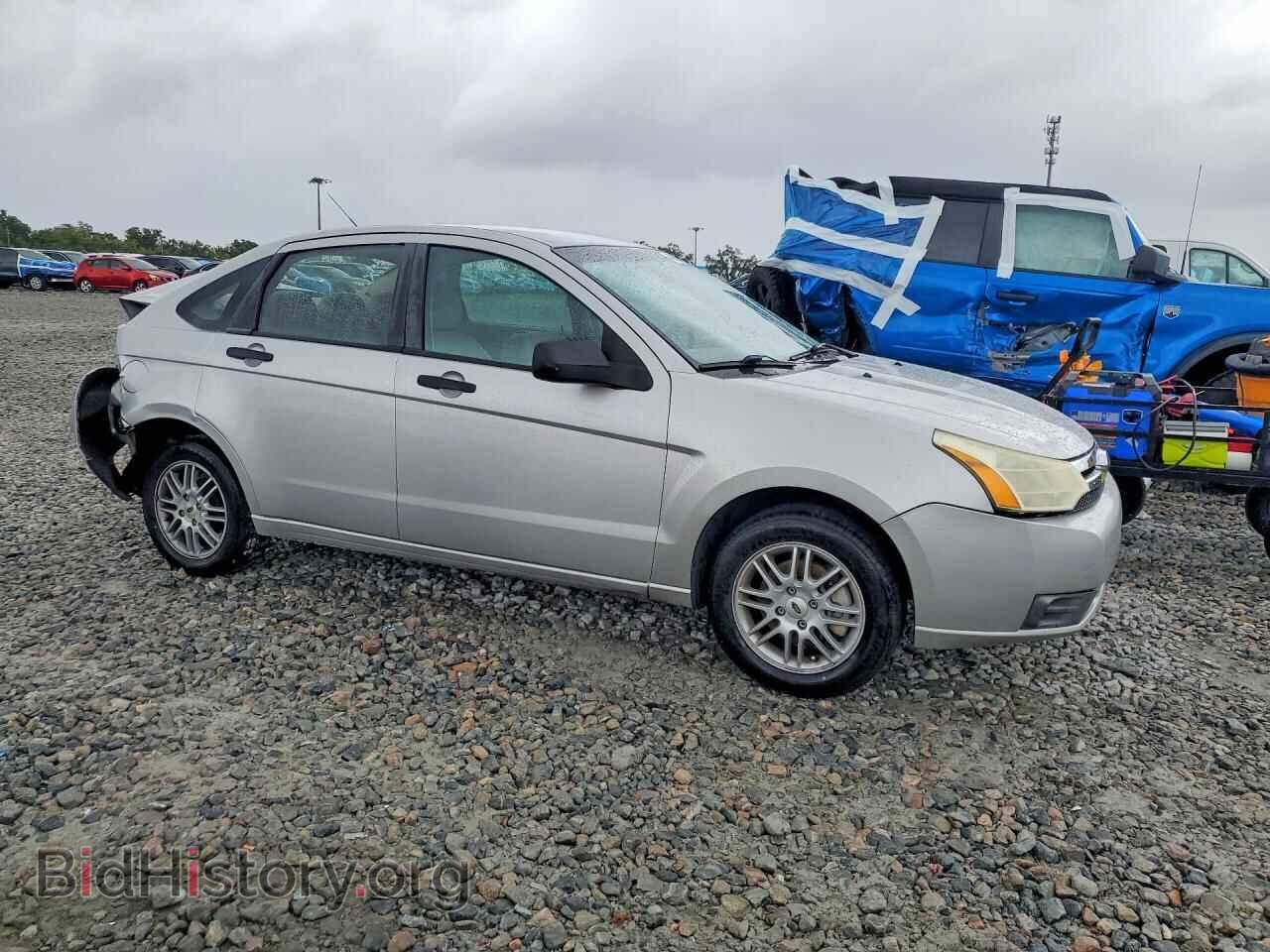 2009 FORD FOCUS - VIN: 1FAHP35N89W170868 - Фото 4