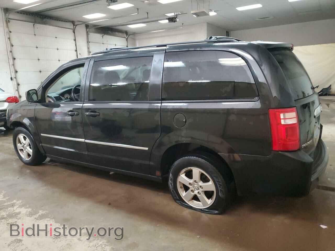 2010 DODGE CARAVAN - VIN: 2D4RN5D10AR118620 - Photo 2