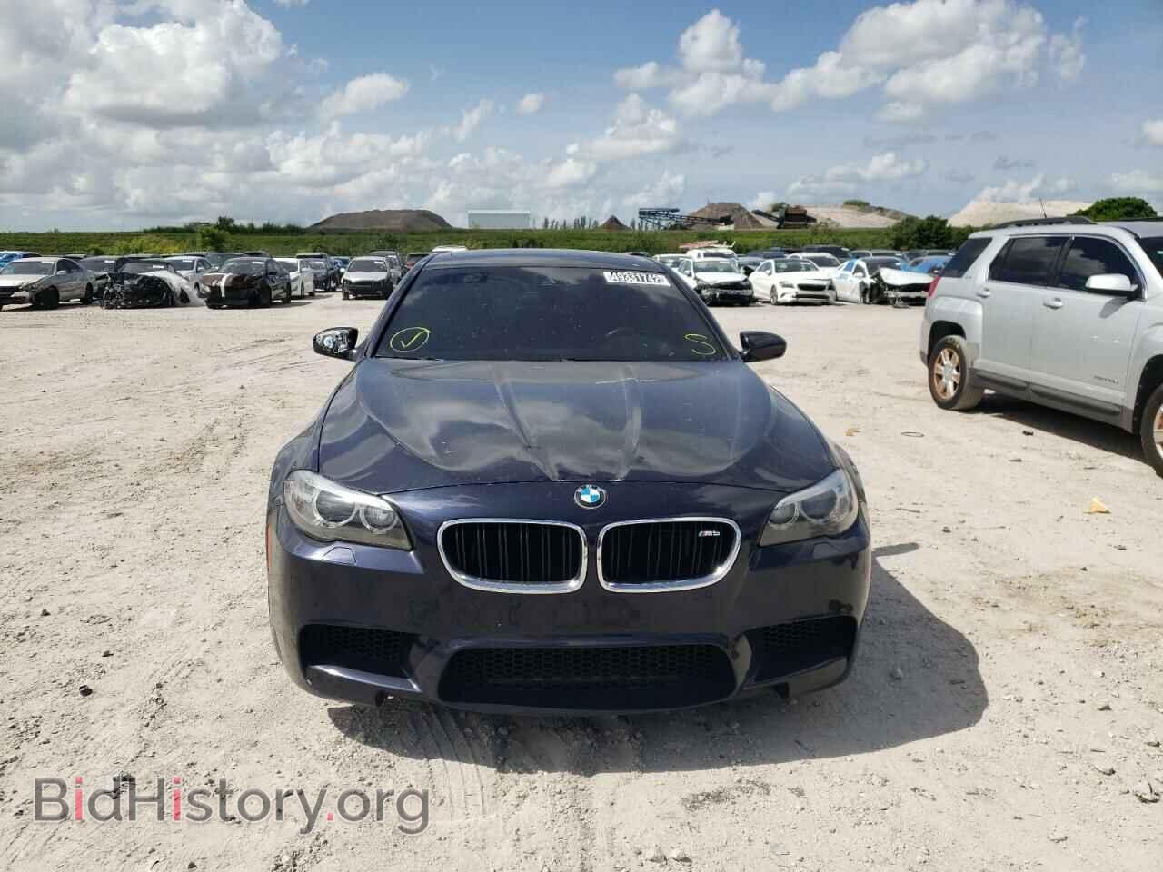 2014 BMW M5 - VIN: WBSFV9C54ED097459 - Фото 9
