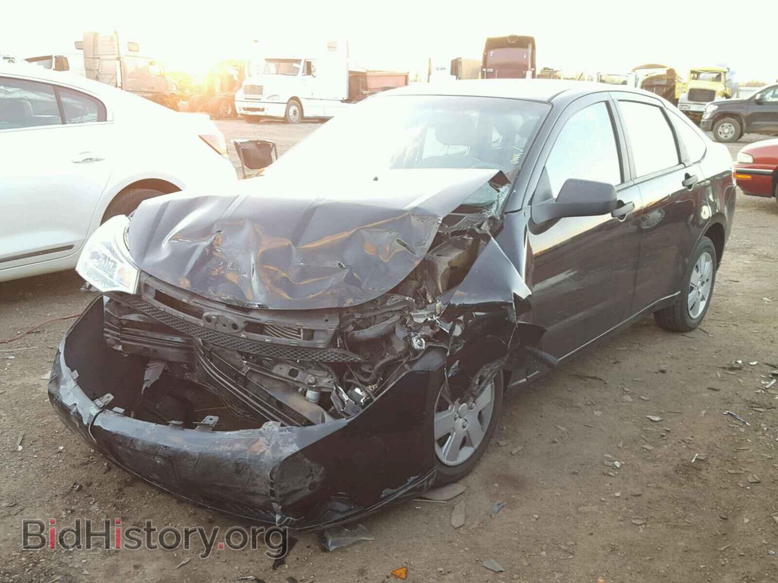 2011 FORD FOCUS - VIN: 1FAHP3EN6BW101344 - Фото 2