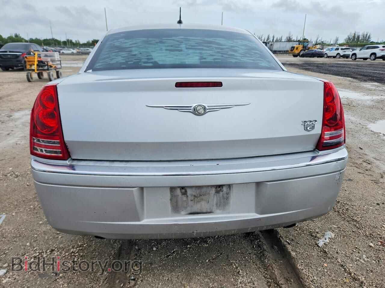 2008 CHRYSLER 300 - VIN: 2C3KA63H58H334983 - Фото 6