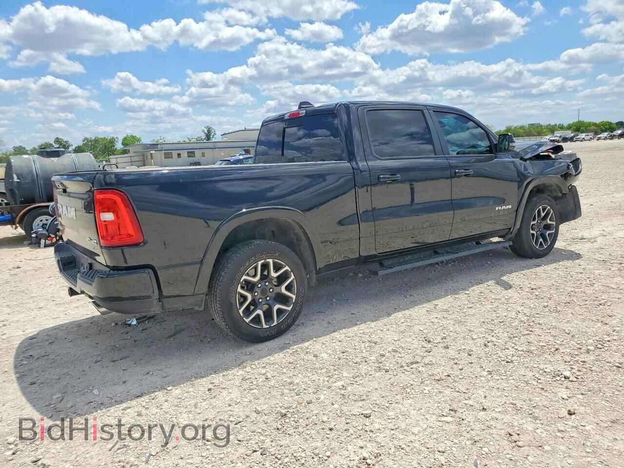 2025 RAM 1500 - VIN: 1C6SRFRP3SN526668 - Фото 3