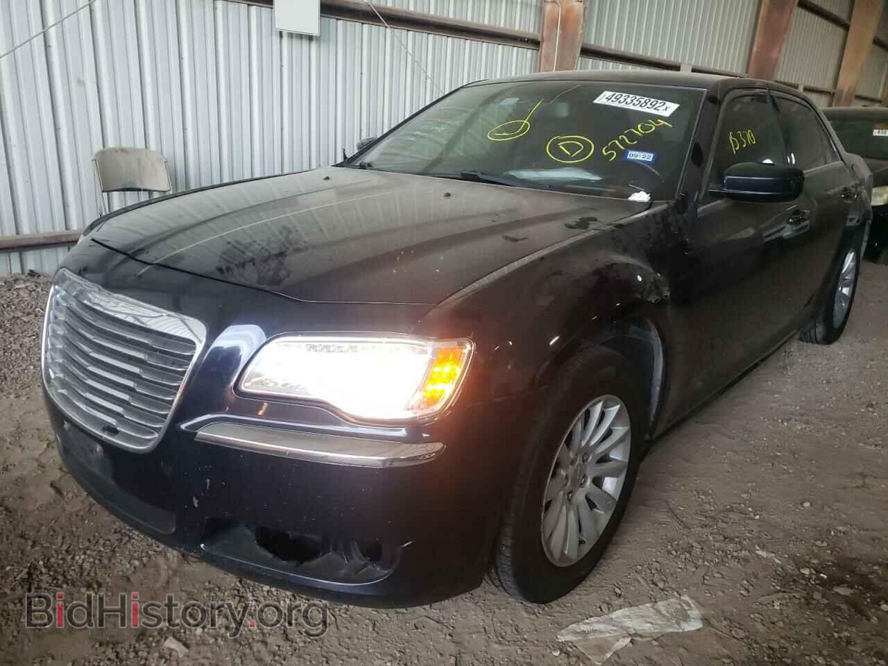 2011 CHRYSLER 300 - VIN: 2C3CA4CG4BH572704 - Фото 2